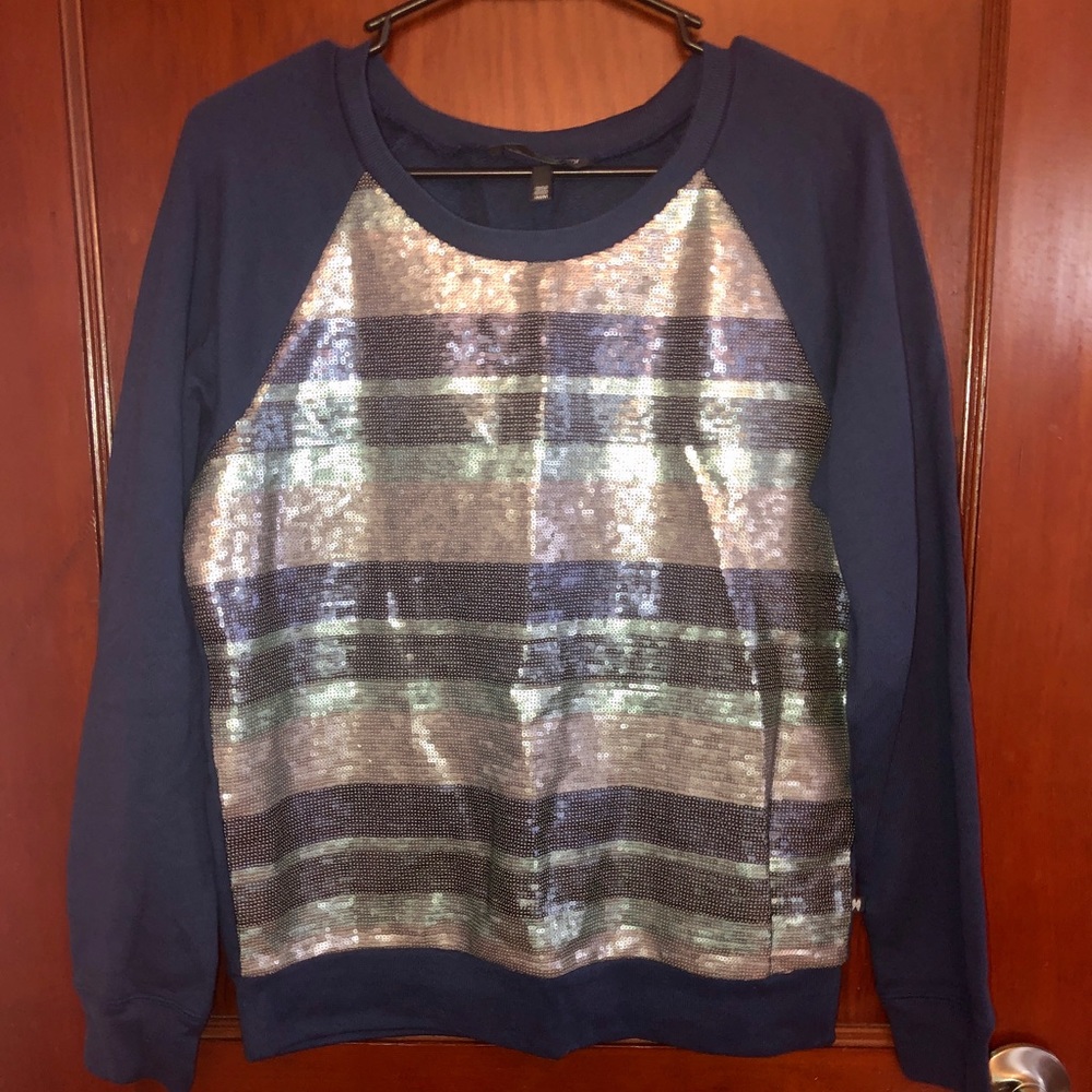 Victoria’s Secret Sweater Size Medium